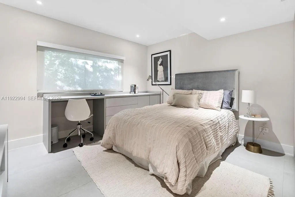 Property photo 87