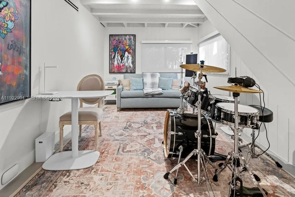 Property photo 50