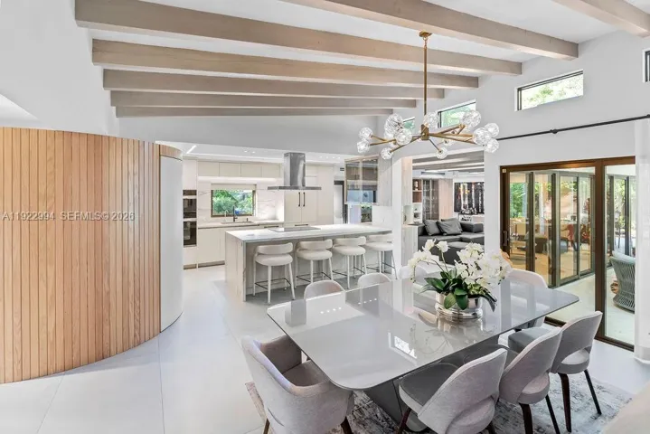 Open Living & Dinning