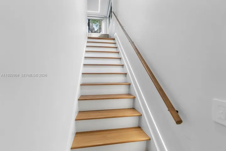 Upper Level Access