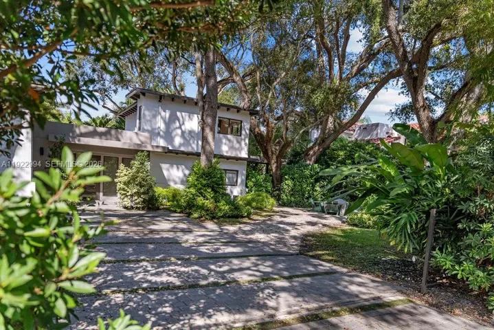 Oversized 13,000 Sf Lot