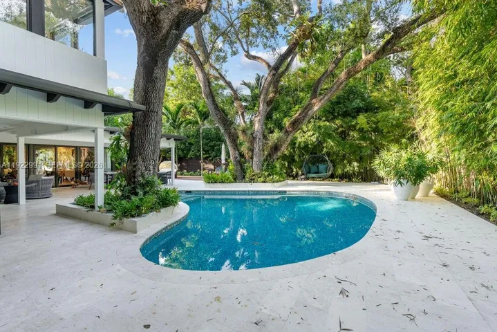 Resort Style Pool