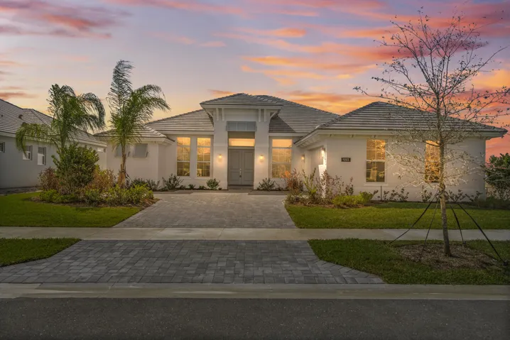 Willow Signature_9203 SW Pinnacle Pl_Lot