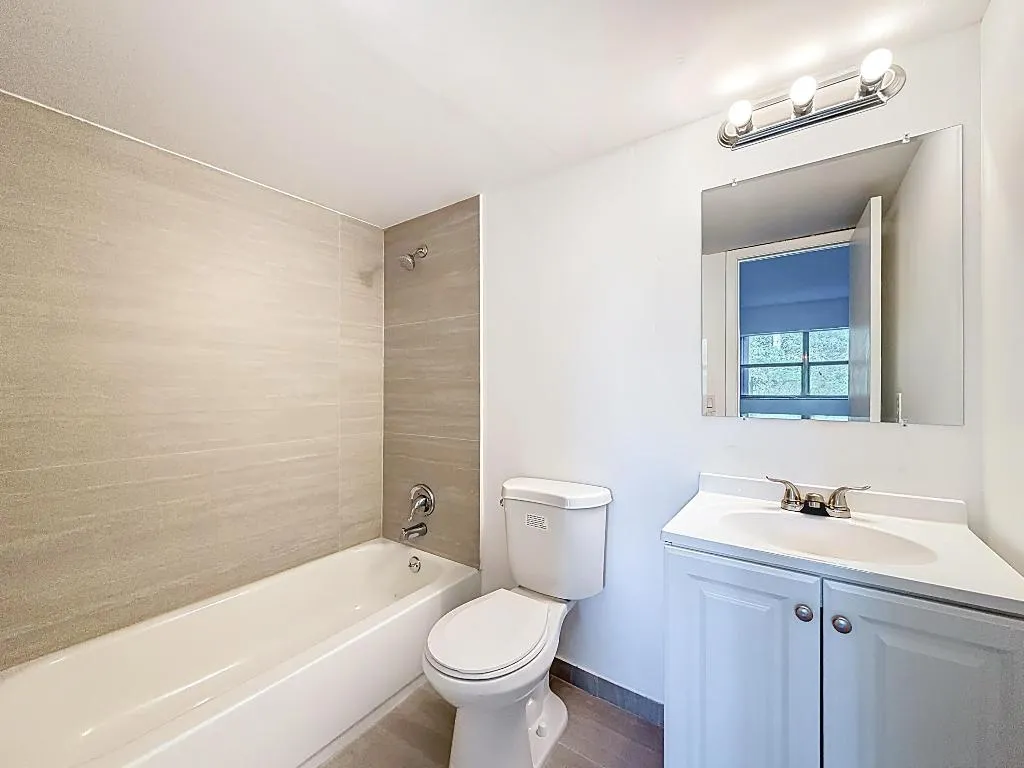 961 NW 45th Street #3-31