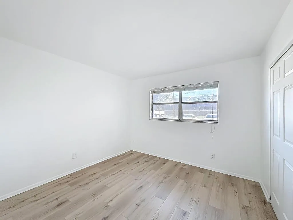 961 NW 45th Street #3-33