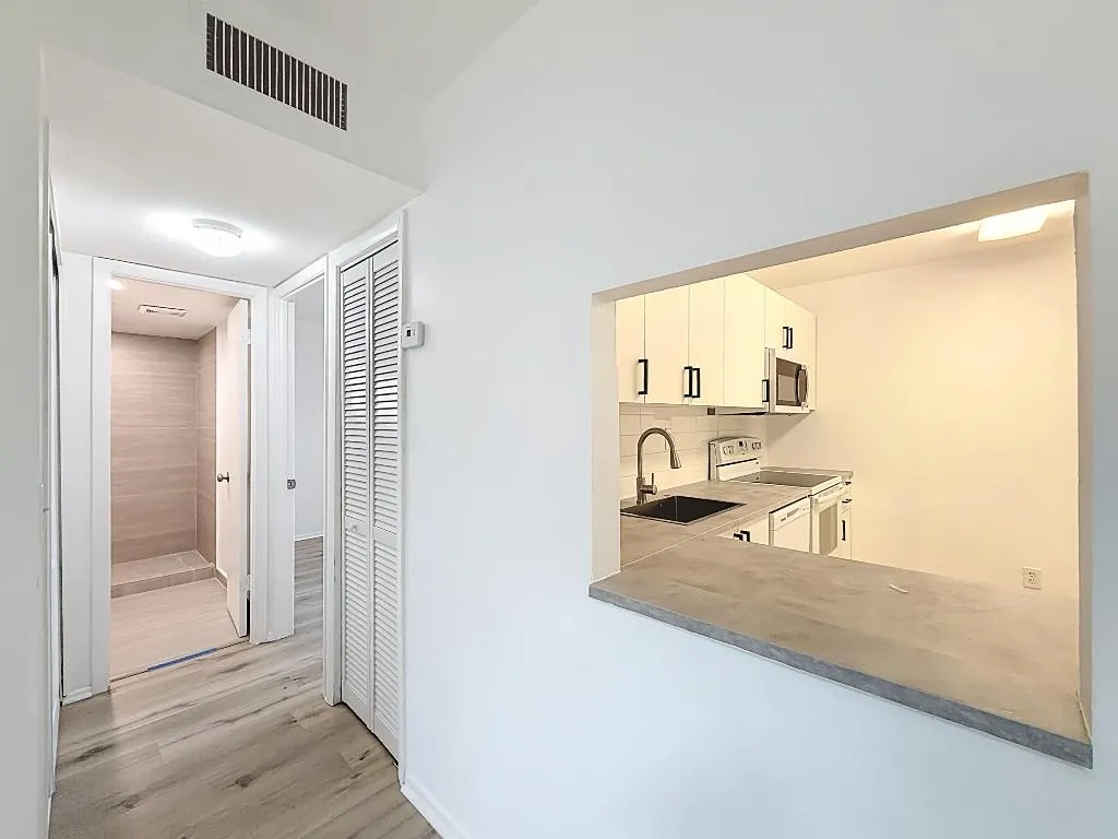 961 NW 45th Street #3-20