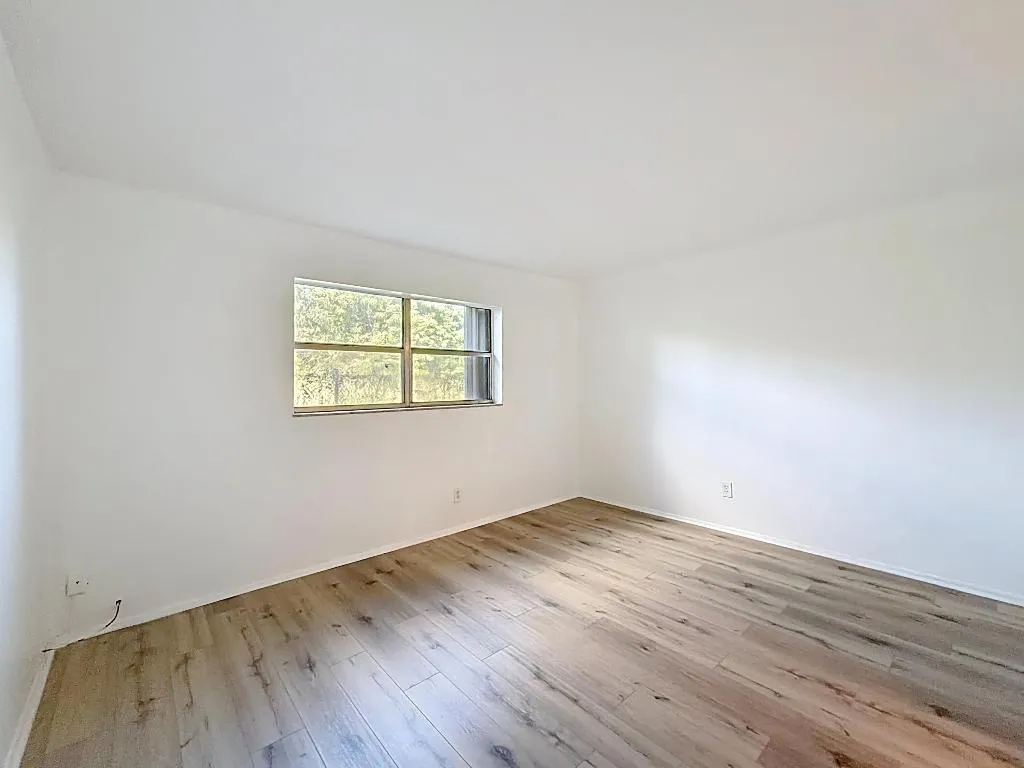 961 NW 45th Street #3-28