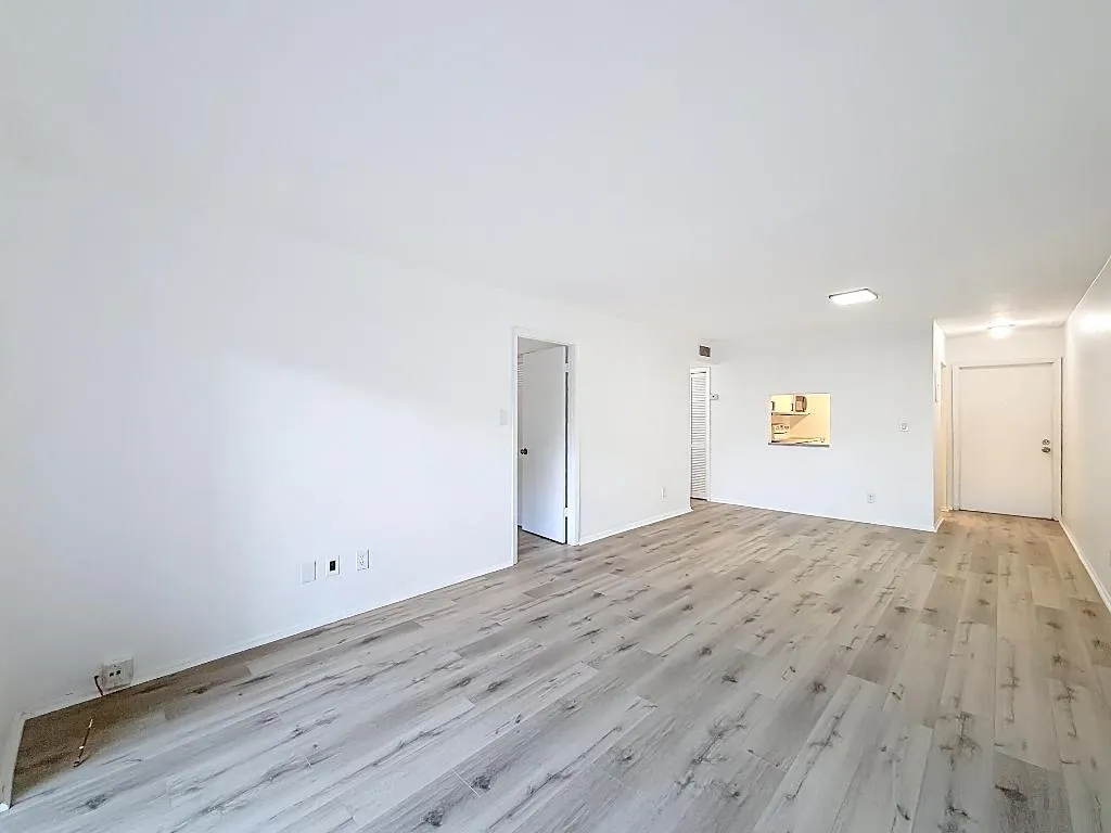 961 NW 45th Street #3-26