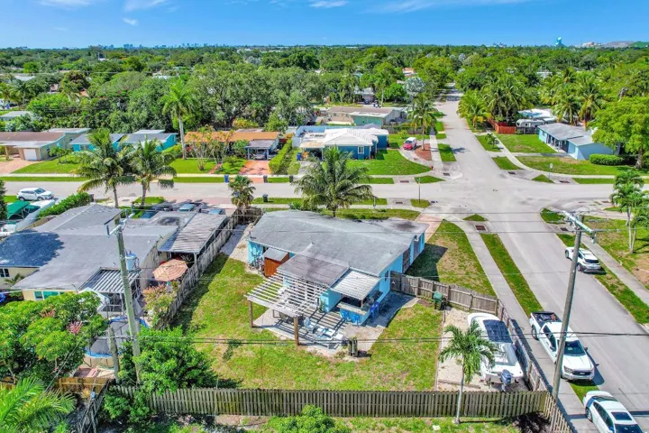 3241 SW 19th Street, Fort Lauderdale