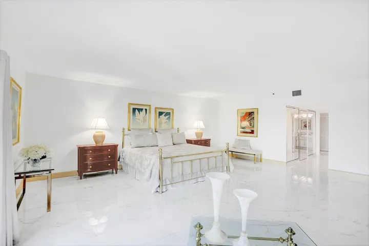 Large Primary Bedroom