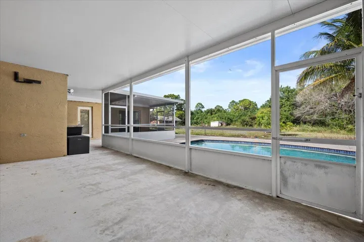 Screened Patio