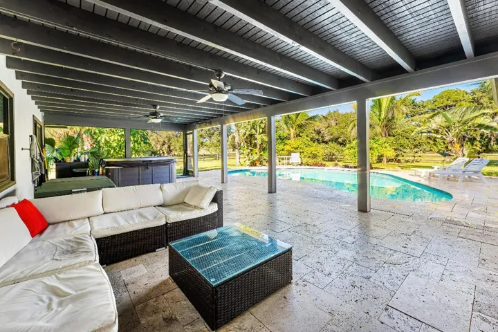 009-6799149thPlaceNorth-WestPalmBeach-FL