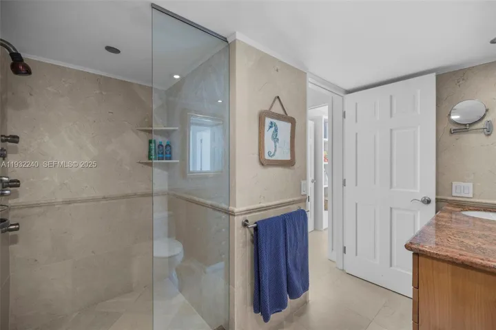 Bathroom #2