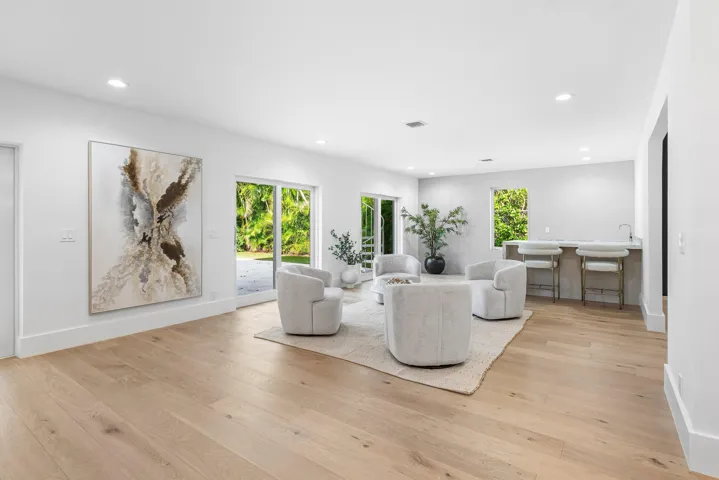 Sitting Room with Wet Bar