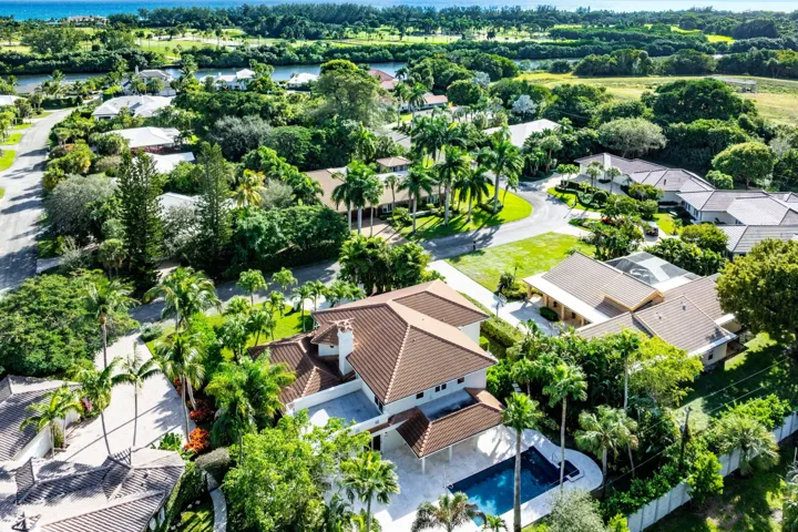 Aerial view of Place Au Soleil