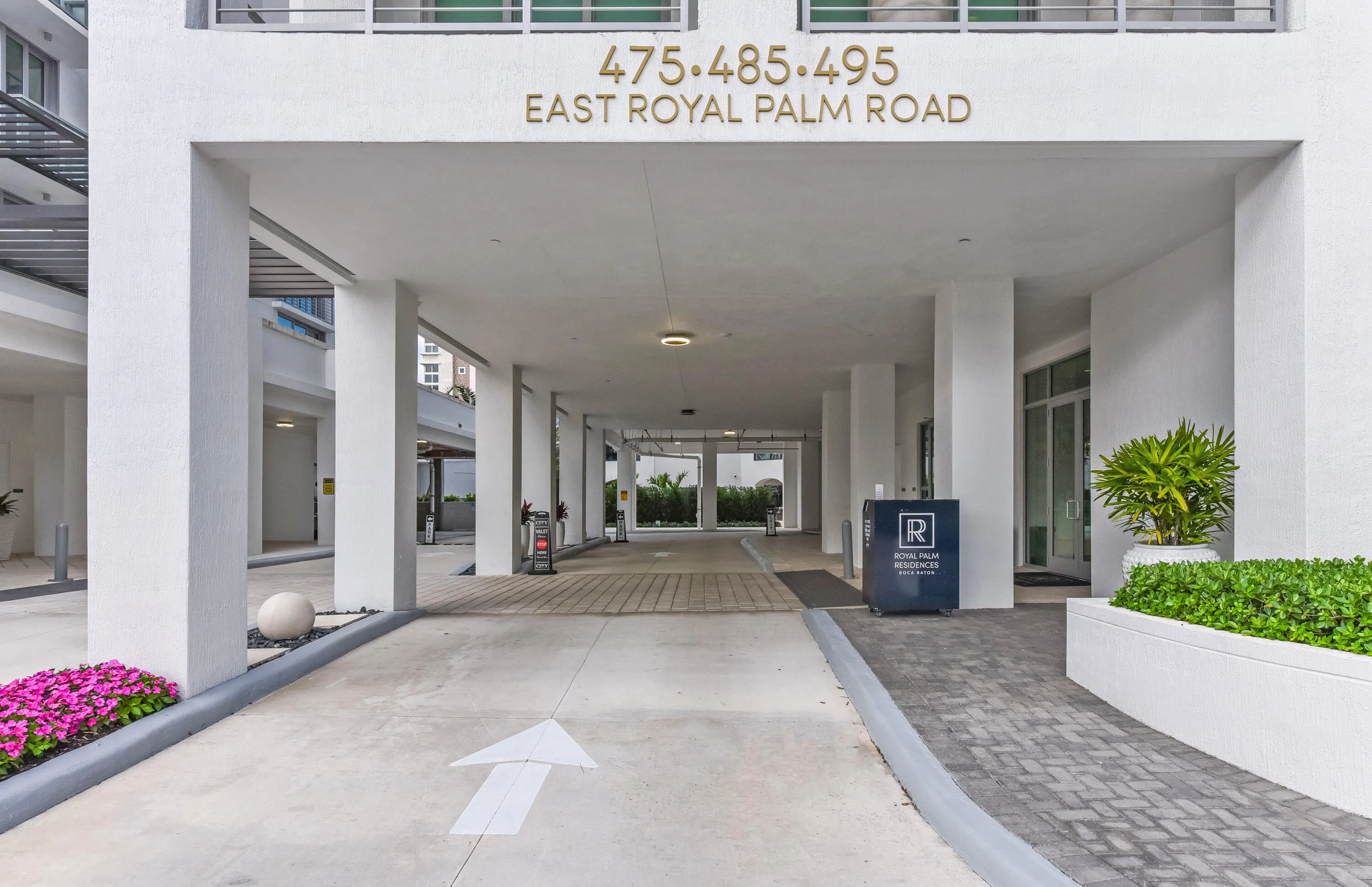 485 E Royal Palm Rd_Joanne Shaer_23