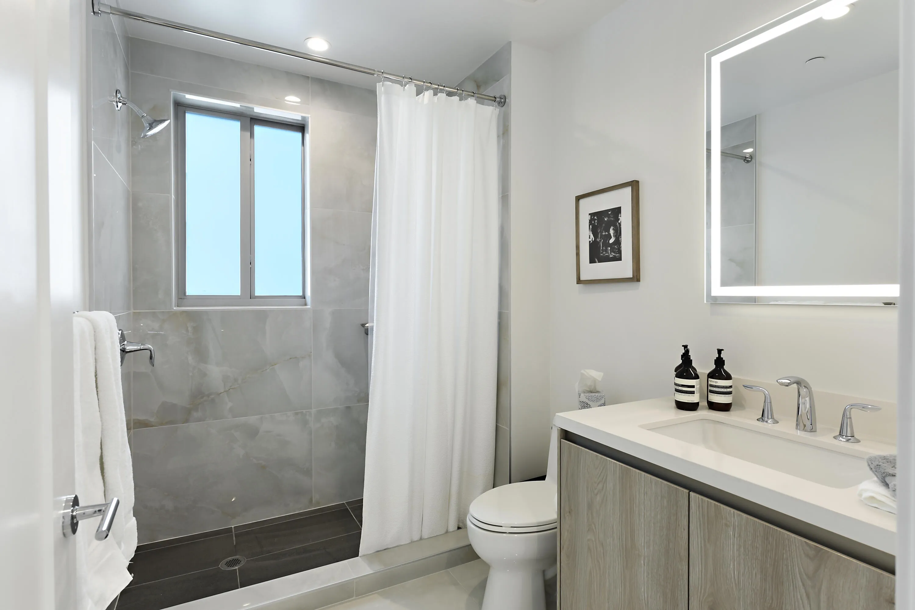 485 E Royal Palm Rd_Joanne Shaer_97