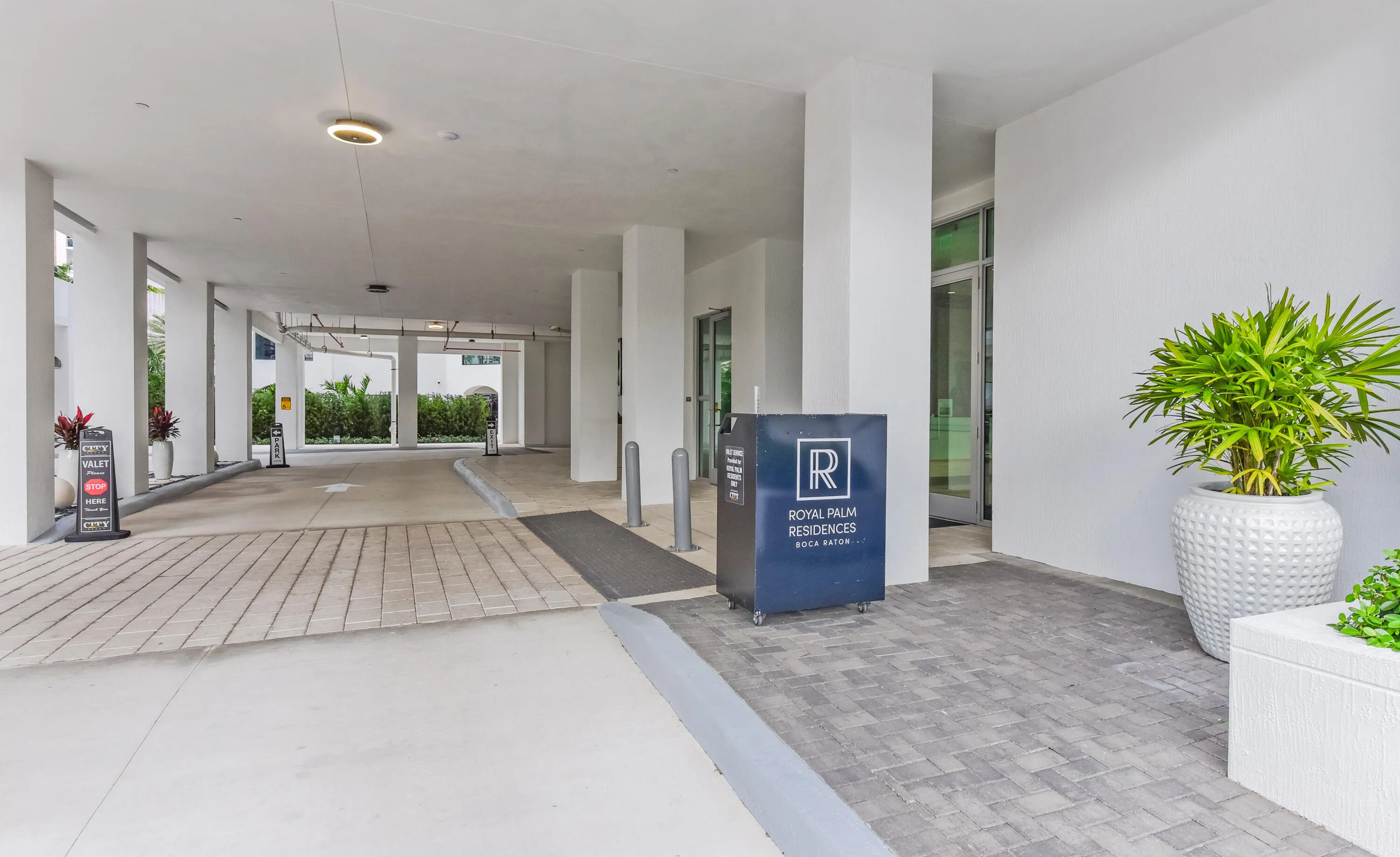 485 E Royal Palm Rd_Joanne Shaer_21