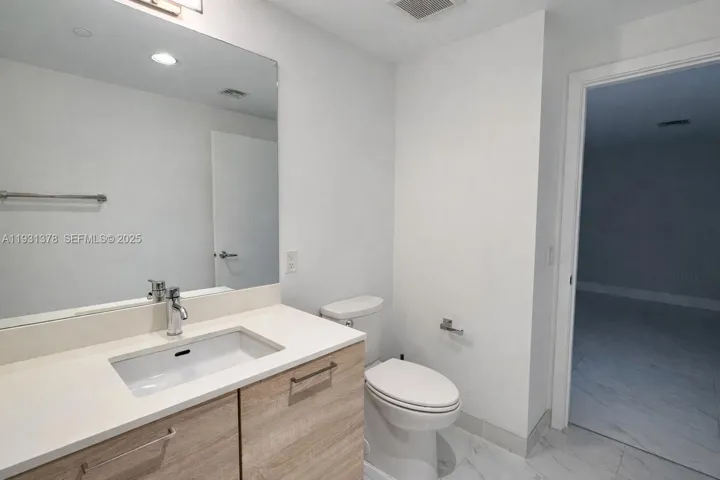 SECOND FULL BATH