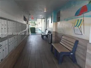 Lobby & Mailroom