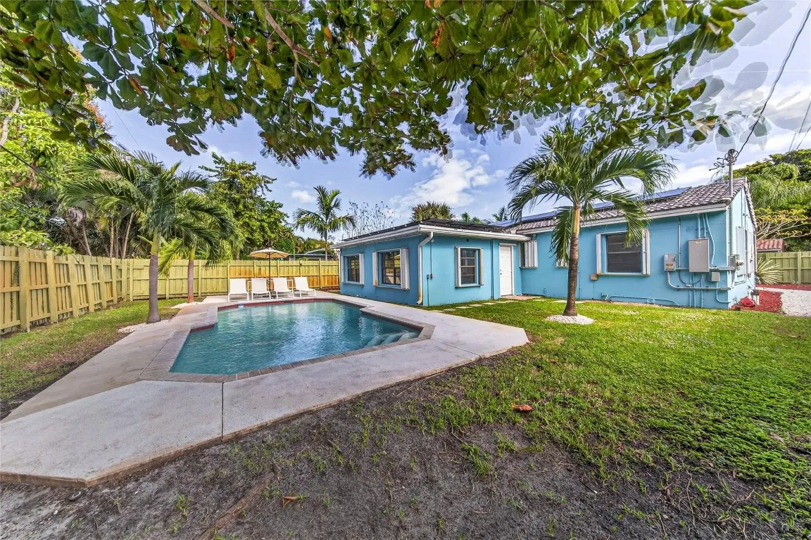 Large backyard pool