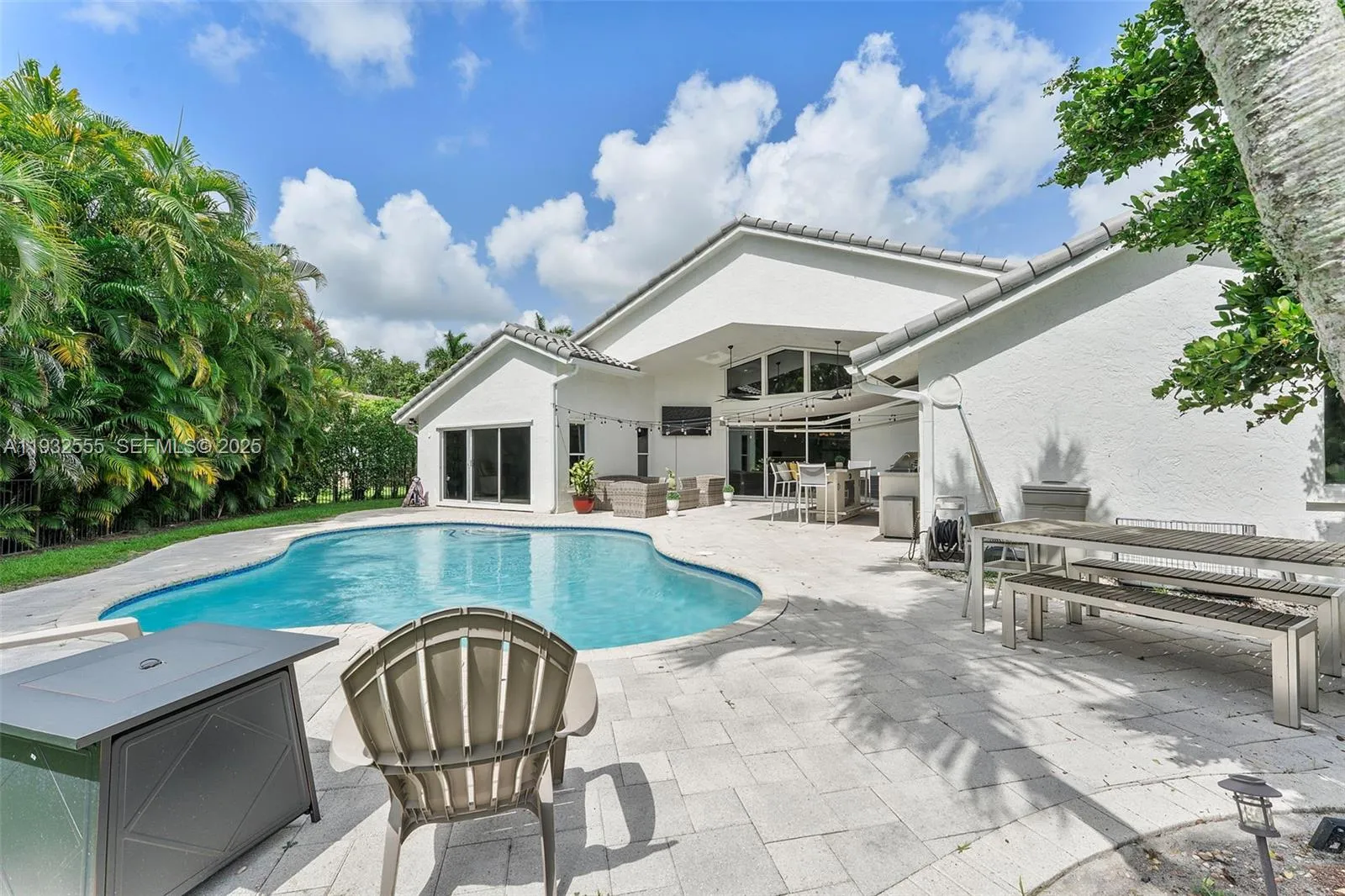Property photo 196