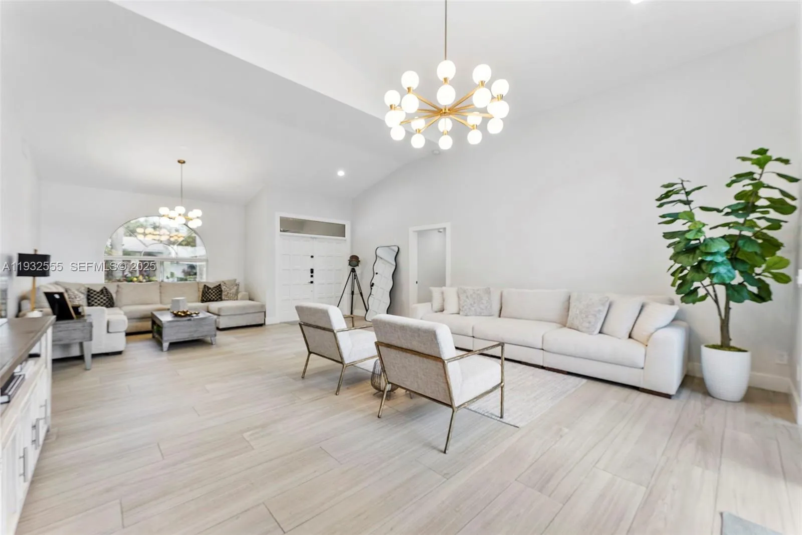 Property photo 100