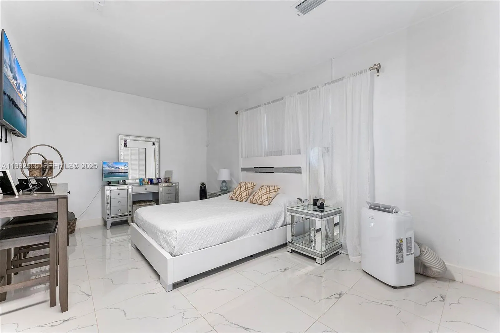 Property photo 172