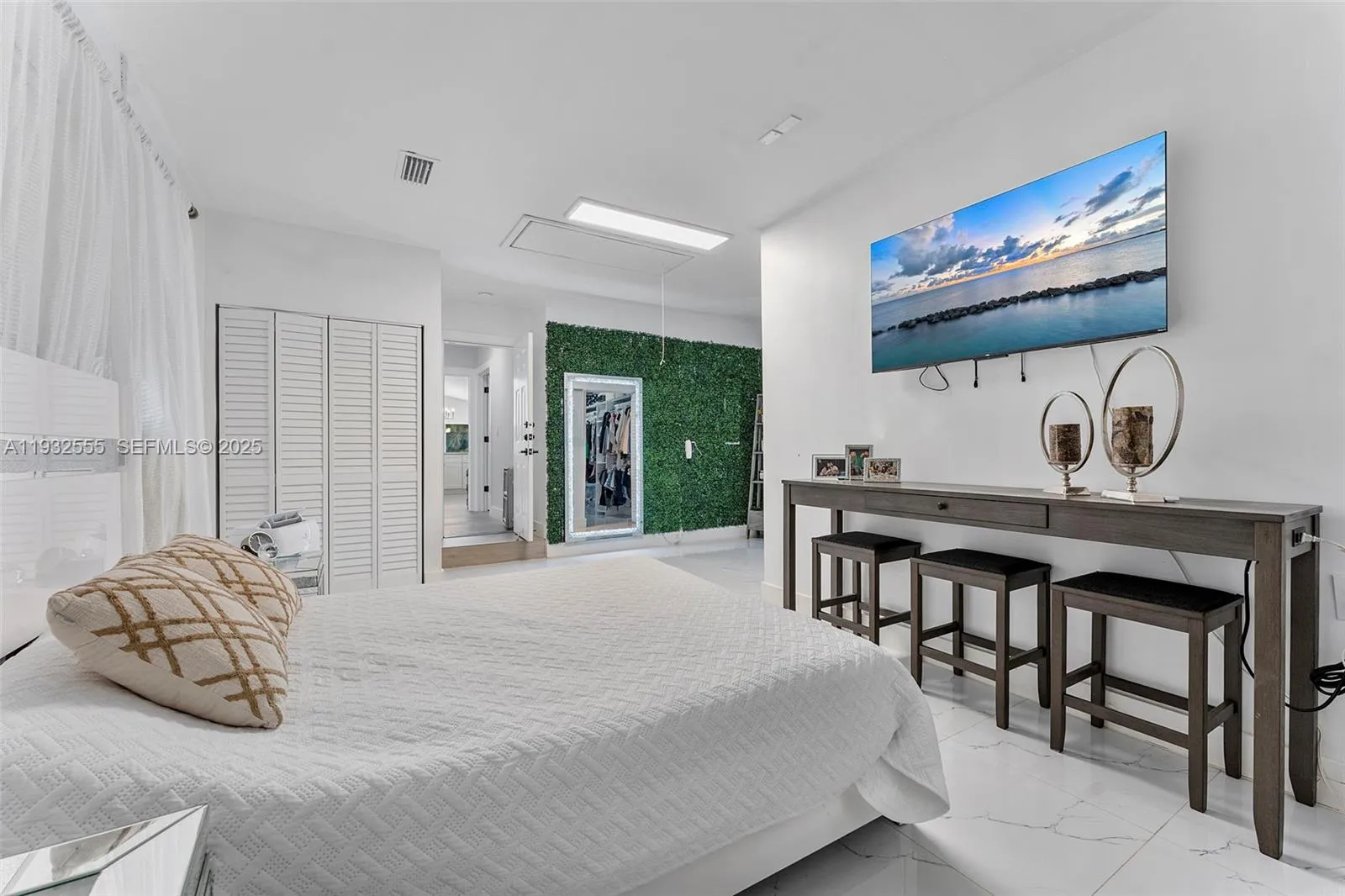 Property photo 176