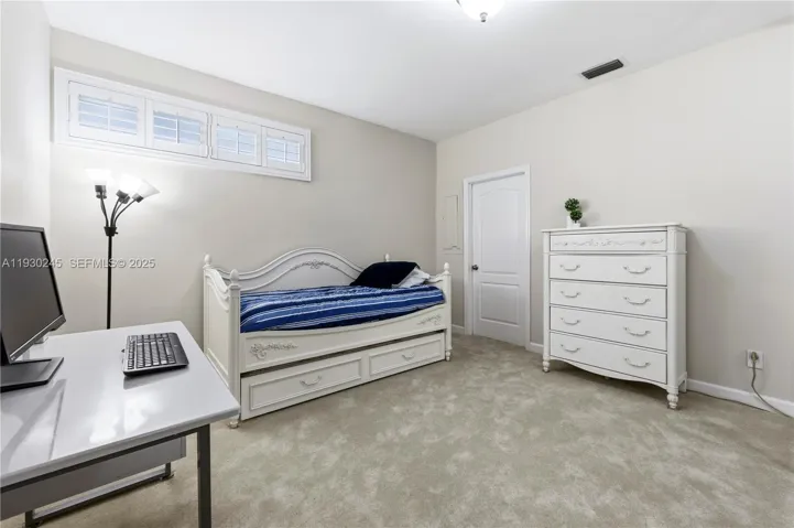 BEDROOM #4