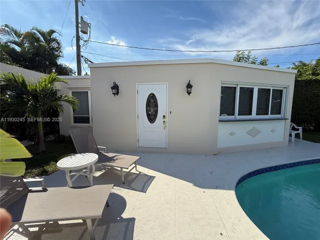 CABANA APARTMENT GUEST HOUSE