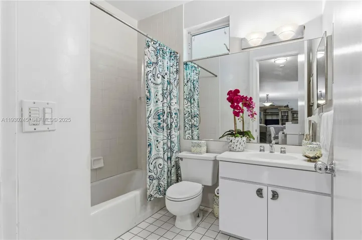 BATHROOM #2