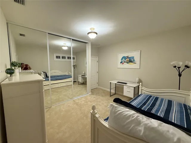 BEDROOM #4 (closet doors closed)