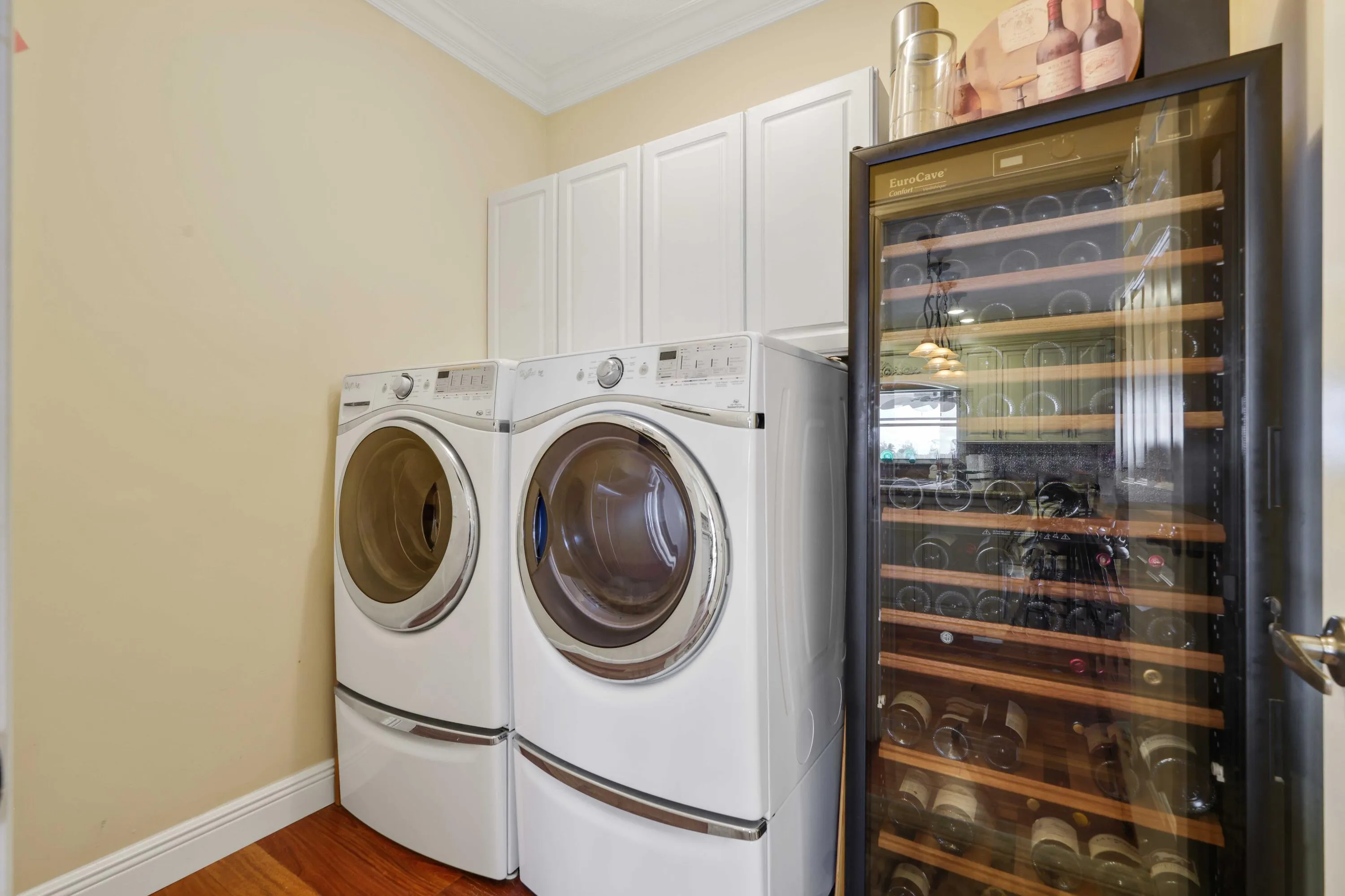 2097 Circle Pl Dr - Laundry Room