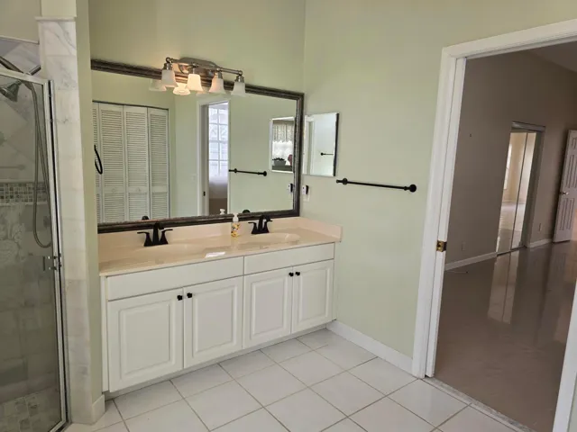 primary bath