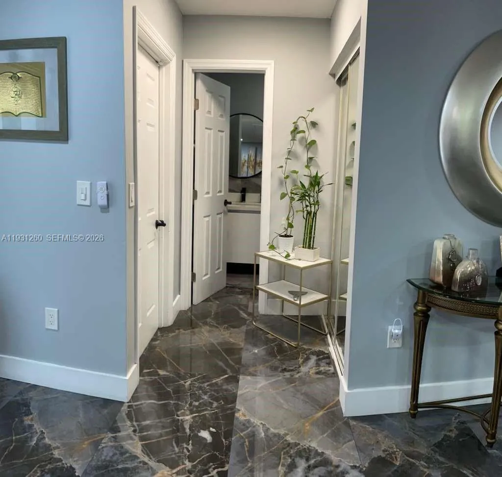 Powder room
