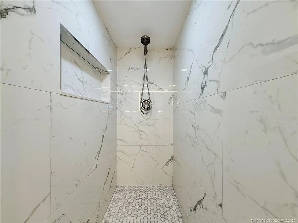 Property photo 73