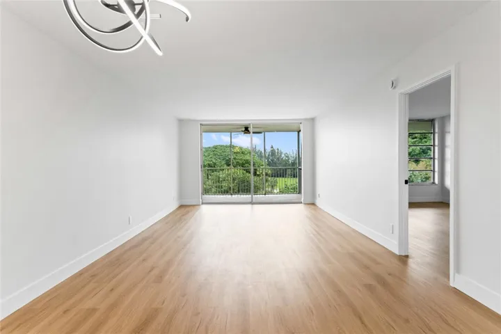 Spacious Living/Dining