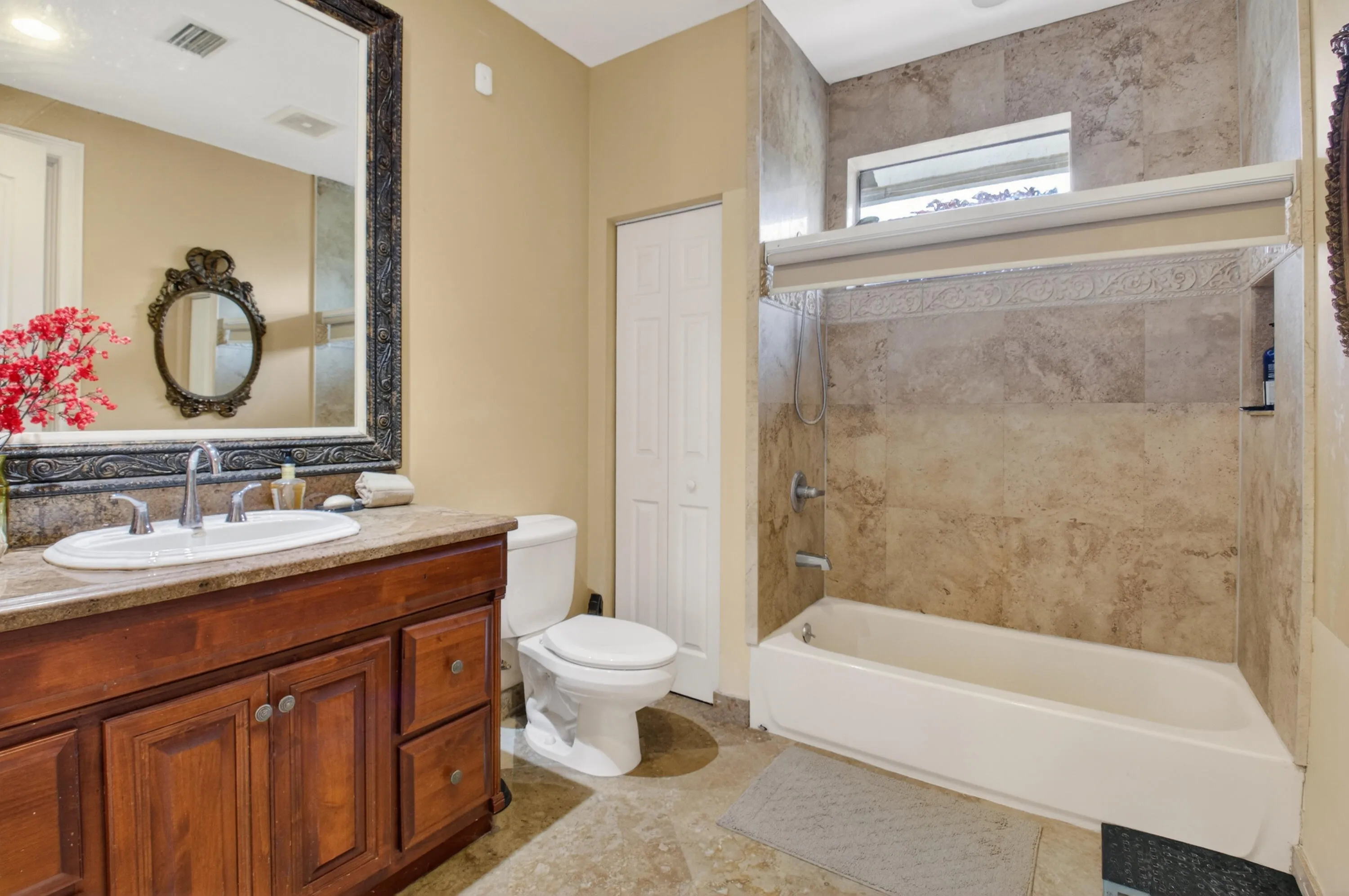 2nd Bathroom