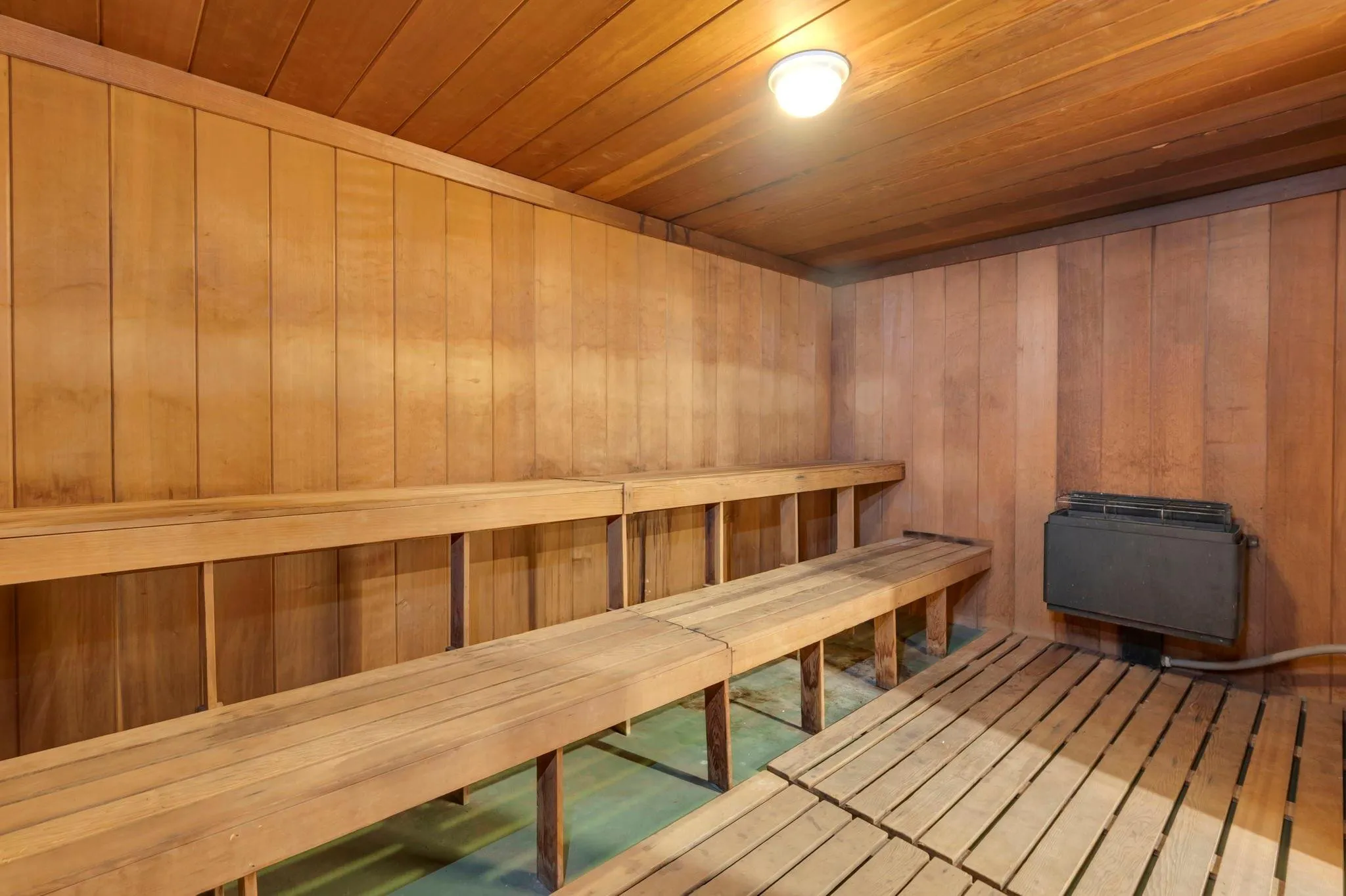 His and Her Sauna.