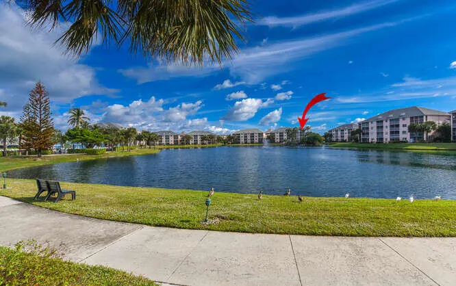 353 US1 C301 Jupiter FL 33477-small-004-