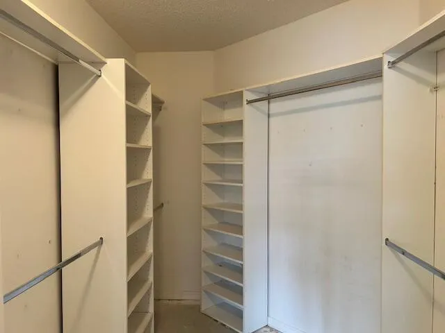 MASTER CLOSET
