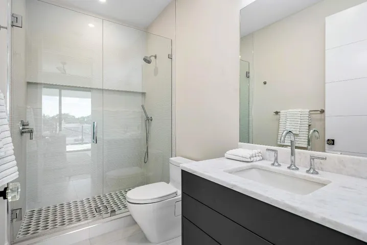 028-728EnfieldStreet-BocaRaton-FL-33487-