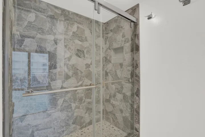 27_Image_27_mls