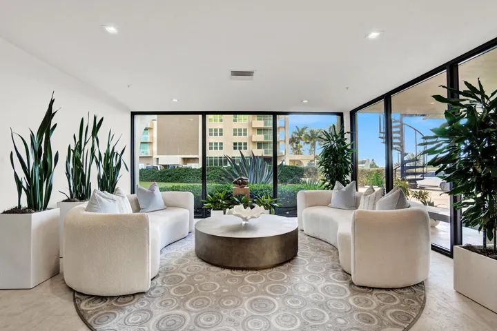Building Foyer