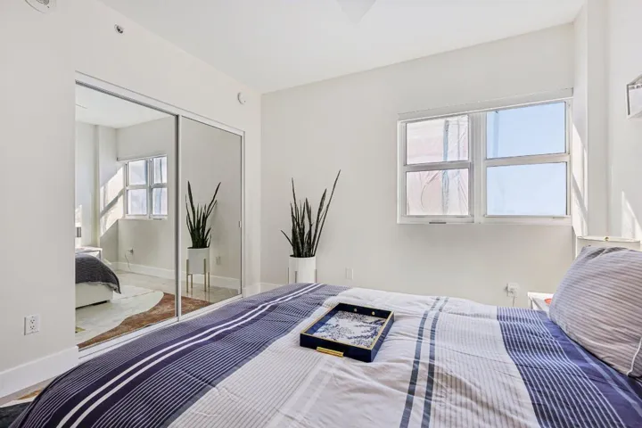 29-web-or-mls-Lake Shore Dr 2312-S2210-0