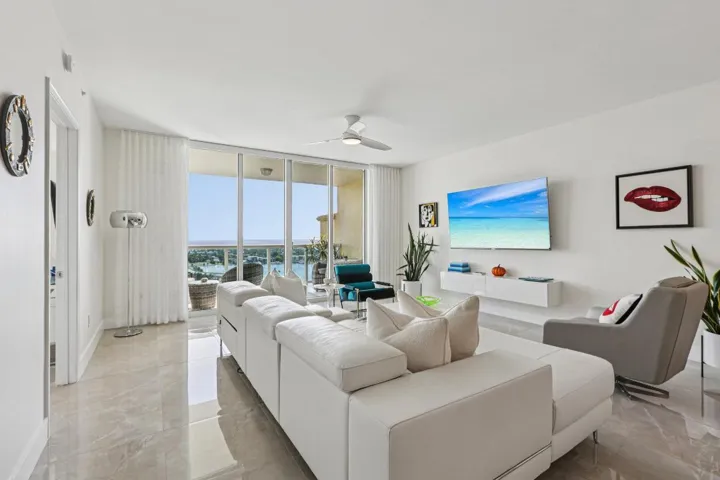 8-web-or-mls-Lake Shore Dr 2312-S2210-00