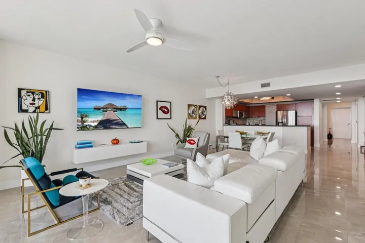 6-web-or-mls-Lake Shore Dr 2312-S2210-00