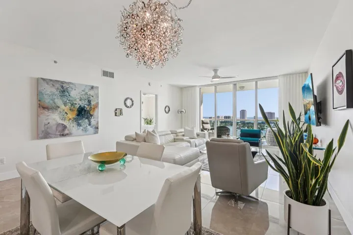 12-web-or-mls-Lake Shore Dr 2312-S2210-0
