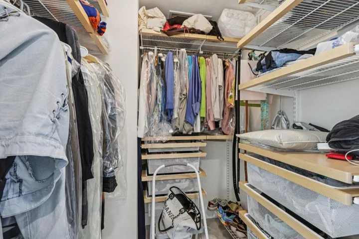 36-web-or-mls-Lake Shore Dr 2312-S2210-0